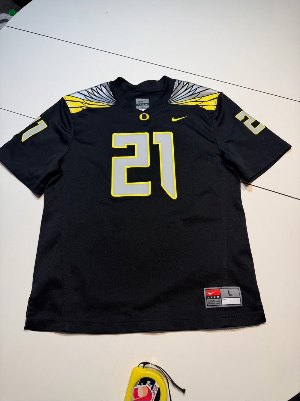 Nike Oregon Ducks 21 black college football jersey shoulder wings youth large